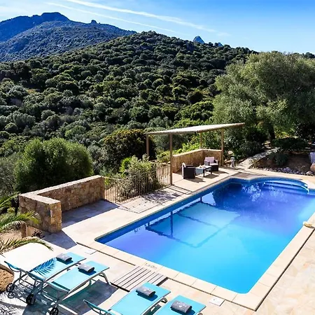 Lumio Sleeps 13 Pool Air Con لوميو