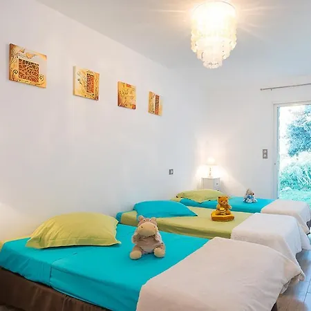 Lumio Sleeps 13 Pool Air Con Lumio (Corsica)