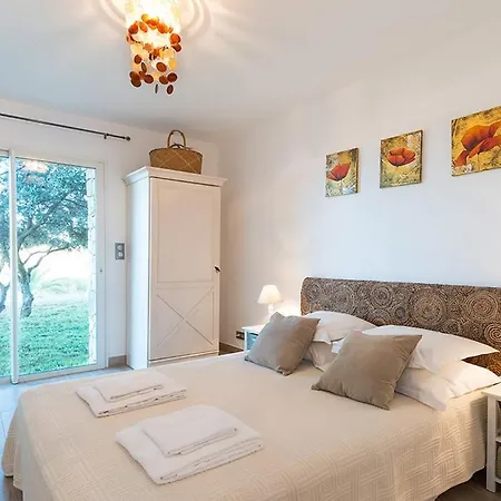 Lumio Sleeps 13 Pool Air Con Villa Lumio (Corsica)